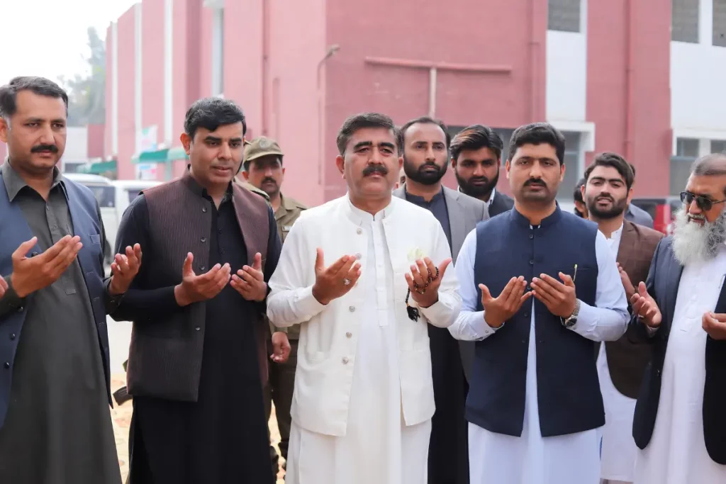Roshan Watan Kisan Mela 2024, Bhakkar, photo 1 of 10