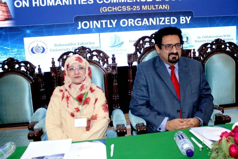 Two guests of honour at the head table of GCHCSS-25, Bahauddin Zakariya University, Multan