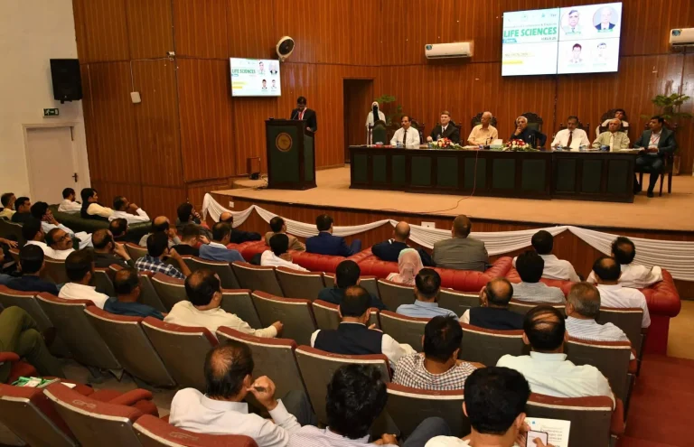 Delegates and students filling the PMAS Arid Agriculture University auditorium during an ICELS-26 session